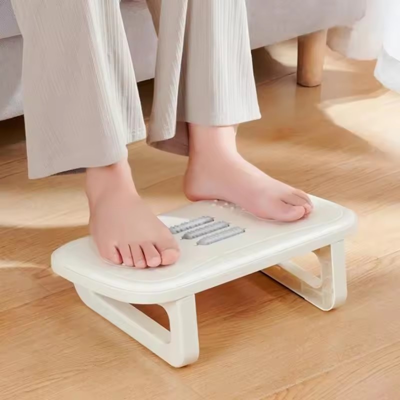 Adjustable Under-Desk Footrest - огляд і ціна Footrest Under Desk